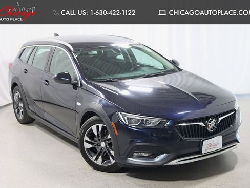Used 2018 Buick Regal Preferred w/ Sights and Sounds Package AWD/4WD image 1