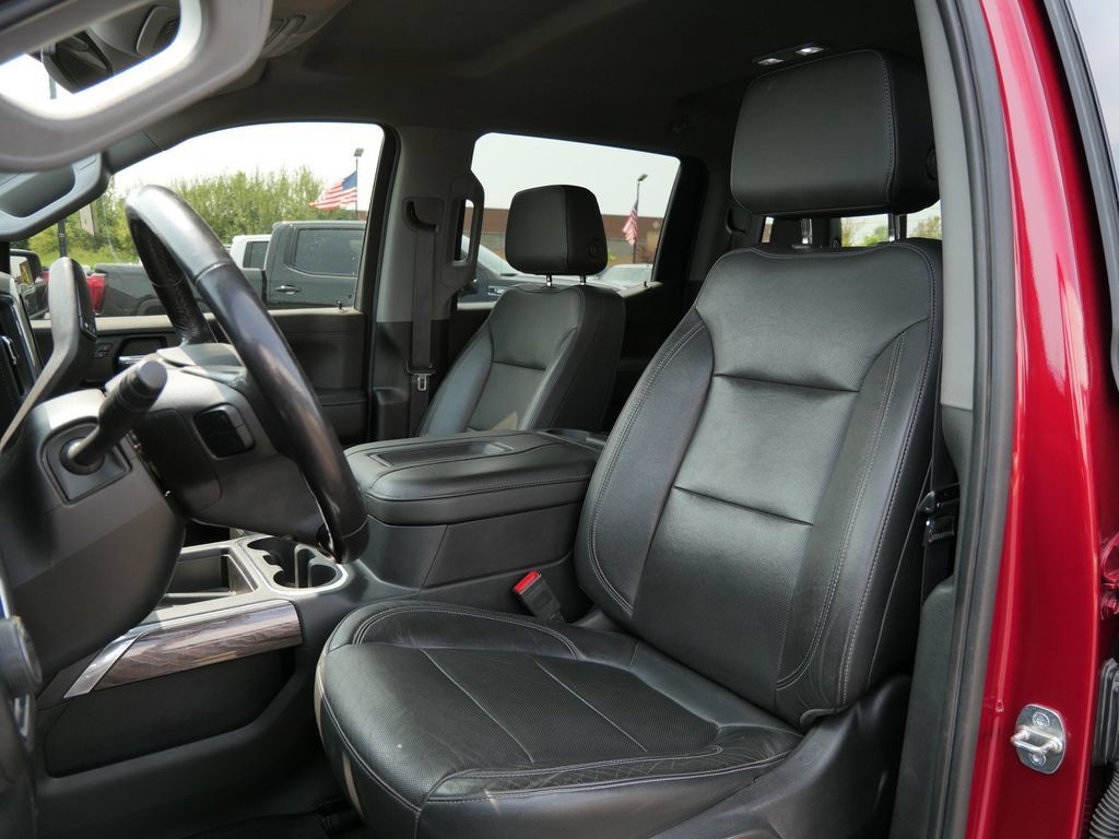 Used 2020 Chevrolet Silverado 1500 LTZ AWD/4WD image 16