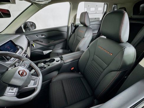 New 2026 Nissan Rogue SV image 29