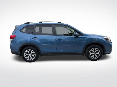 Used 2021 Subaru Forester Premium AWD/4WD image 16