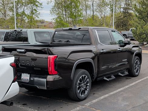 Used 2023 Toyota Tundra Limited AWD/4WD image 4