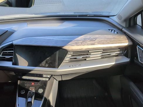 Used 2024 Audi Q4 e-tron Premium Plus w/ Premium Plus AWD/4WD image 10