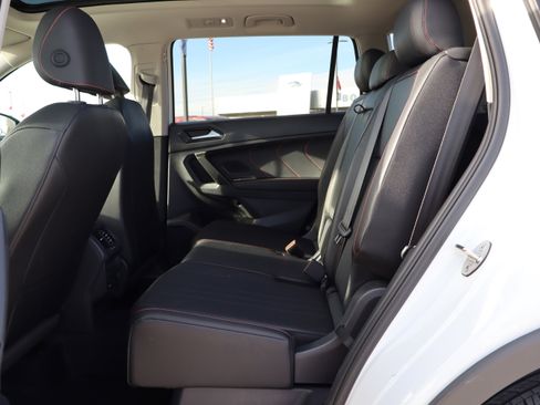 Used 2024 Volkswagen Tiguan Wolfsburg Edition image 11