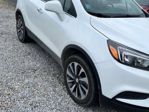 Used 2022 Buick Encore Preferred w/ Safety Package AWD/4WD image 4