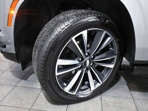 Used 2025 Cadillac Escalade Sport w/ Touring Package image 7