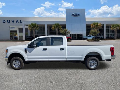 Used 2022 Ford F350 XL w/ Power Equipment Group image 7