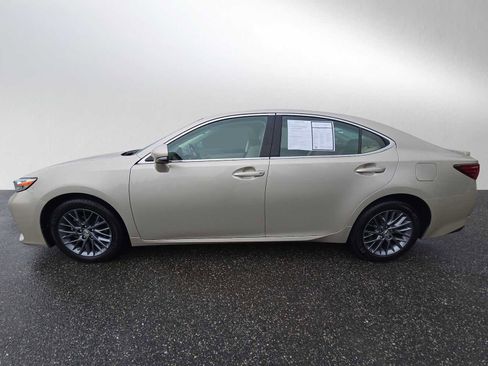 Used 2018 Lexus ES 350 w/ Navigation System Package FWD image 6