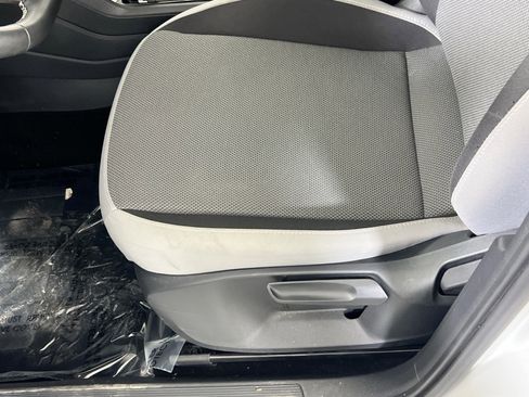 Used 2023 Volkswagen Taos S image 18