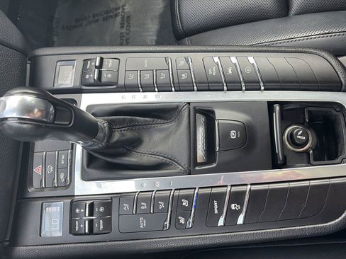 Used 2018 Porsche Macan S AWD/4WD image 37