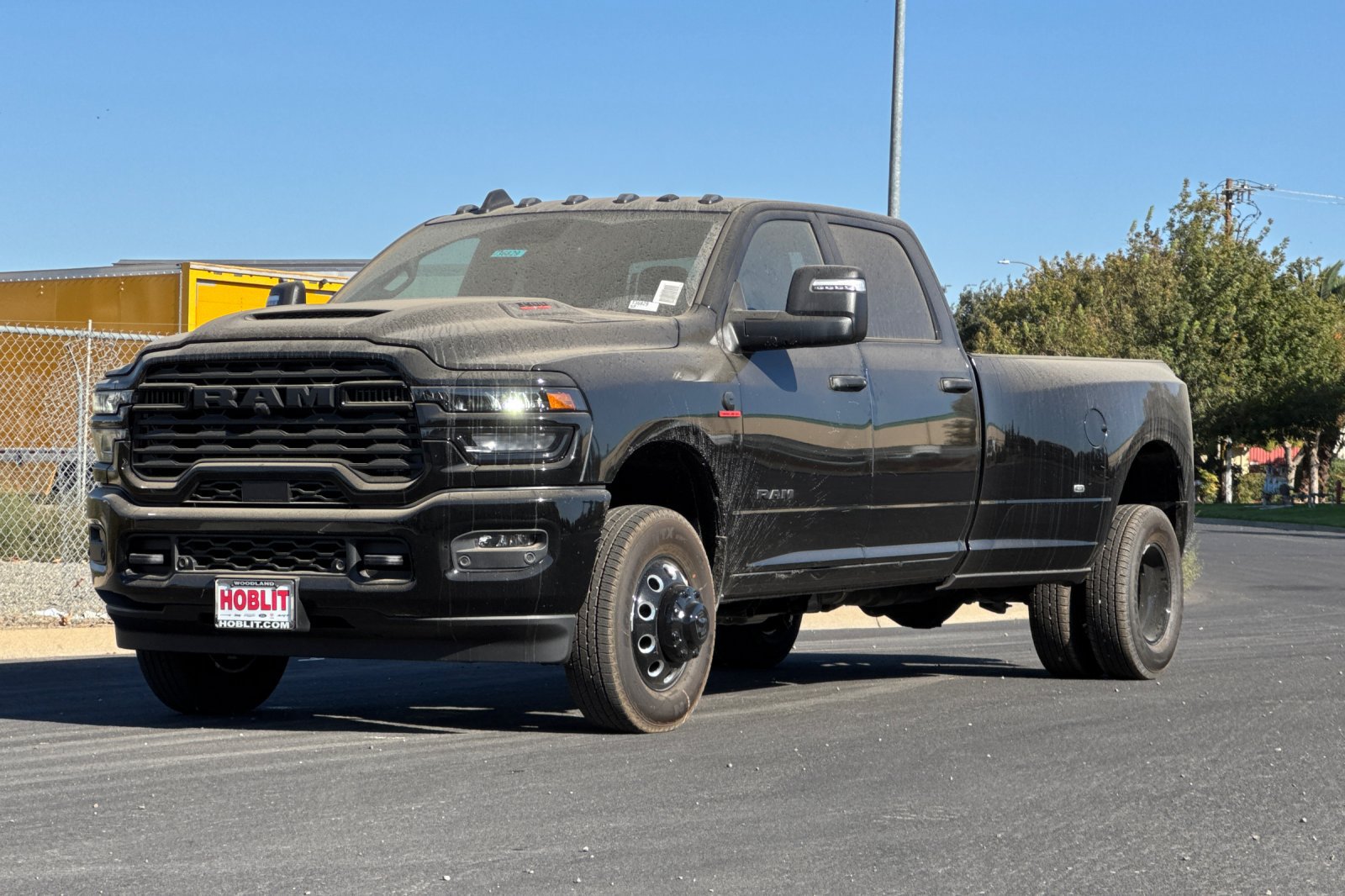 New 2027 RAM 3500 Big Horn AWD/4WD image 7