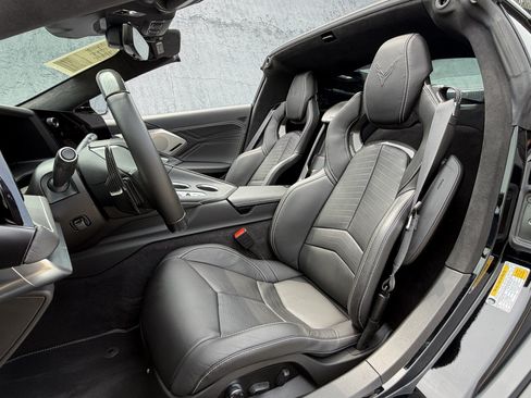 Used 2026 Chevrolet Corvette Z06 RWD image 15