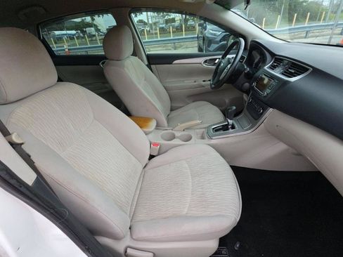 Used 2015 Nissan Sentra SV FWD image 10