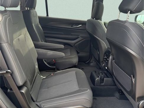 New 2025 Jeep Grand Cherokee L Laredo w/ Luxury Tech Group I image 26