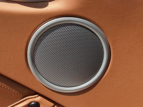 Used 2020 Aston Martin V8 Vantage Coupe image 26