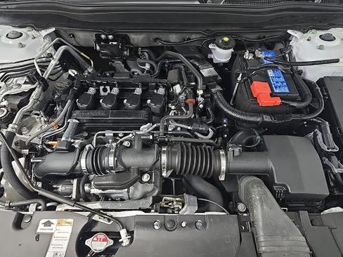 Used 2022 Honda Accord Sport image 12