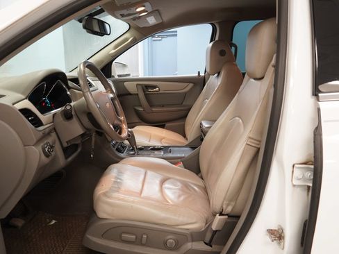 Used 2016 Chevrolet Traverse LT AWD/4WD image 5