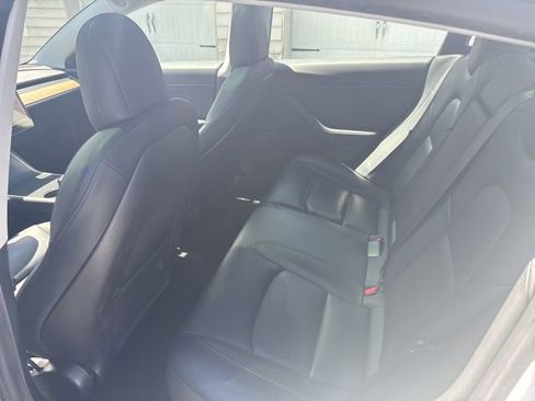 Used 2019 Tesla Model 3 Standard Range Plus RWD image 14