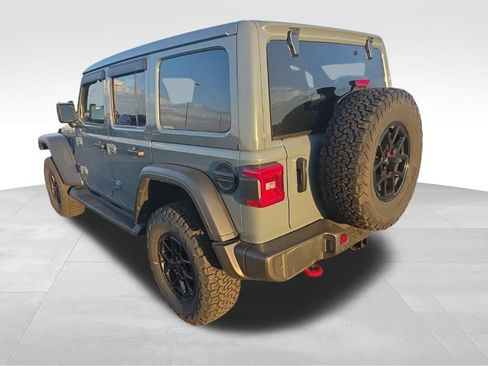 Used 2024 Jeep Wrangler Unlimited Rubicon w/ Safety Group AWD/4WD image 9