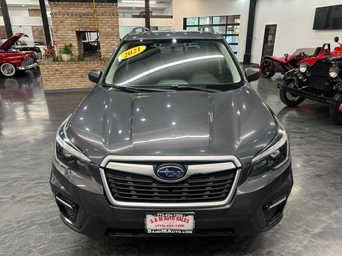 Used 2021 Subaru Forester AWD/4WD image 2