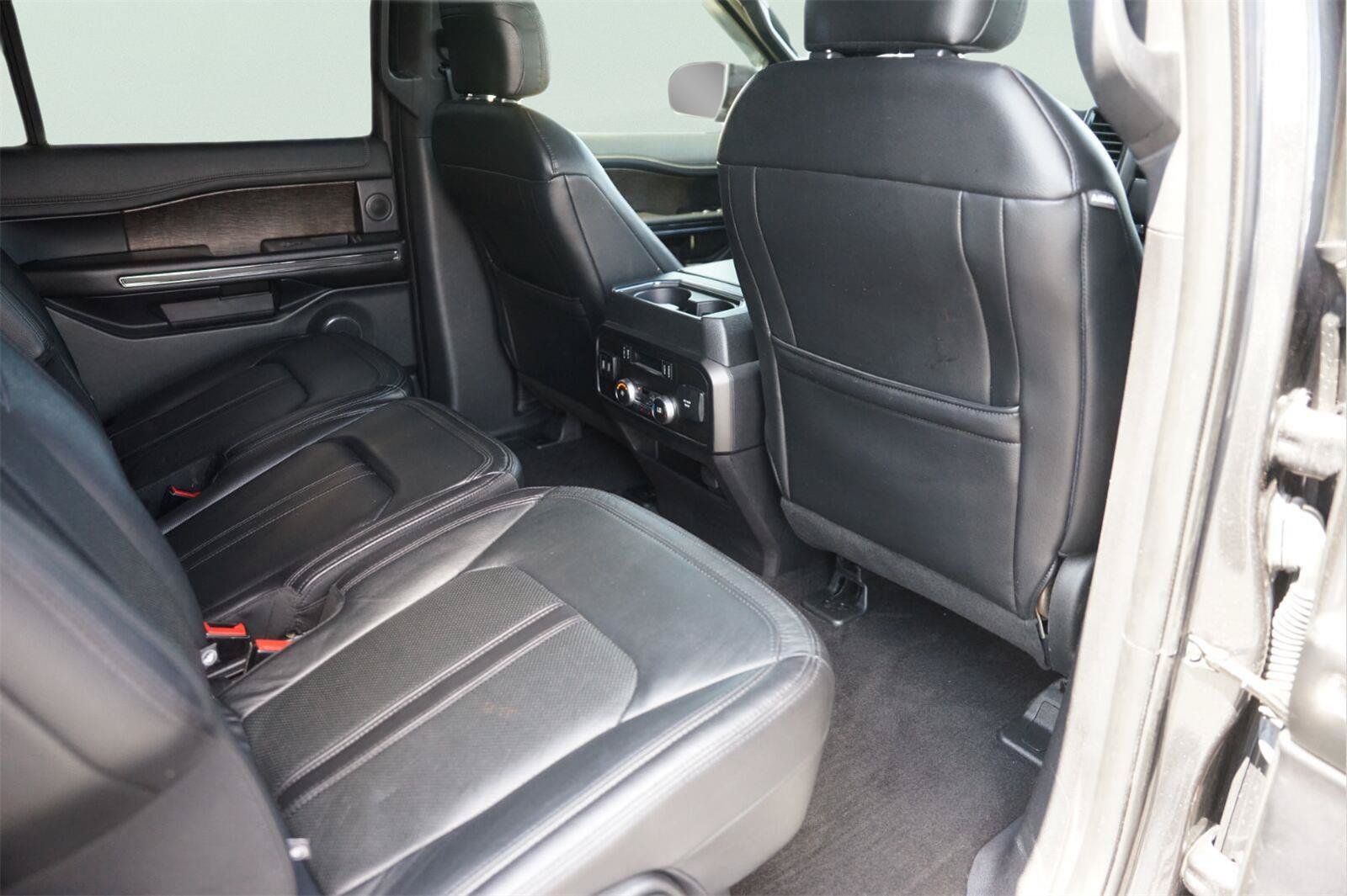 Used 2019 Ford Expedition Max Limited w/ Equipment Group 301A AWD/4WD image 17