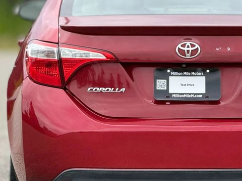 Used 2015 Toyota Corolla S FWD image 12