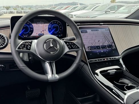New 2026 Mercedes-Benz EQE 320 4MATIC SUV image 26