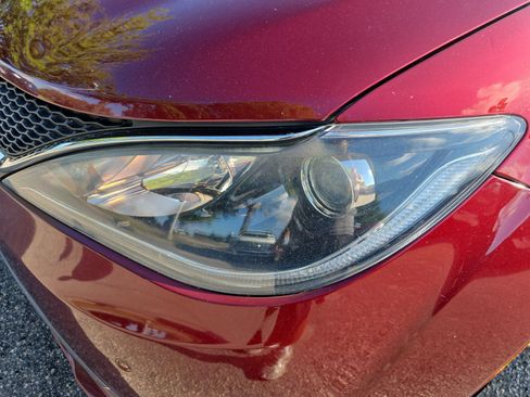Used 2019 Chrysler Pacifica Touring-L w/ Advanced Safetytec Group FWD image 31