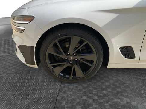 Used 2023 Genesis G70 2.0T w/ Sport Prestige Package image 10