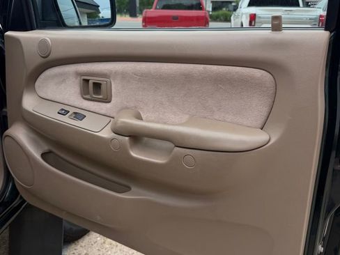 Used 2003 Toyota Tacoma PreRunner RWD image 18