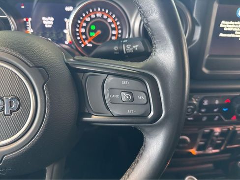 Used 2022 Jeep Gladiator Sport AWD/4WD image 20