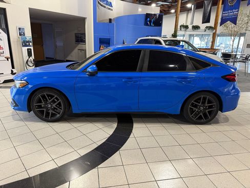 Used 2023 Honda Civic Sport Touring image 1