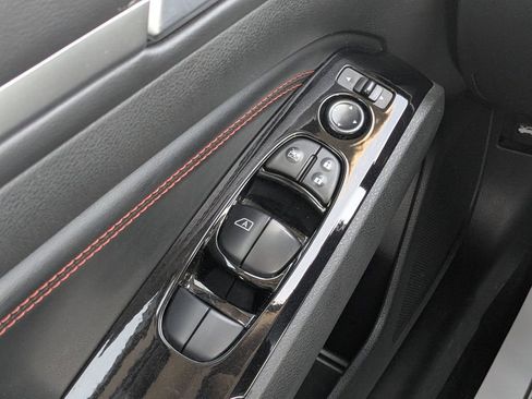 Used 2023 Nissan Altima 2.5 SR image 18