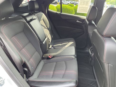 Used 2024 Chevrolet Equinox RS w/ LPO, Floor Liner Package FWD image 34