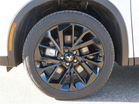 Used 2025 Mitsubishi Outlander SEL Black Edition image 9