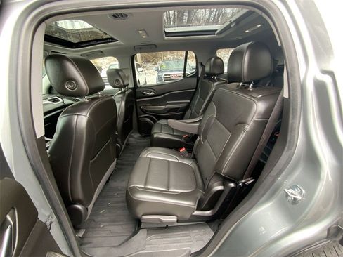 Certified 2023 GMC Acadia SLT w/ Technology Package image 26