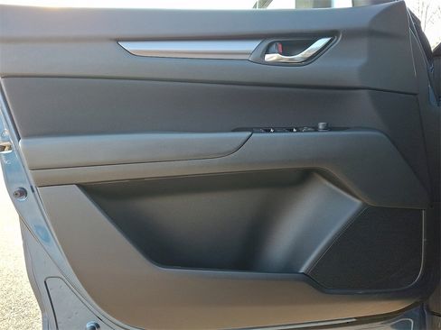 Used 2018 MAZDA CX-5 Sport image 10