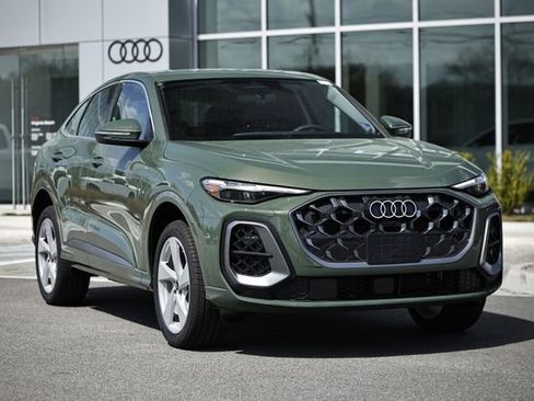 New 2026 Audi Q5 Premium Plus AWD/4WD image 2