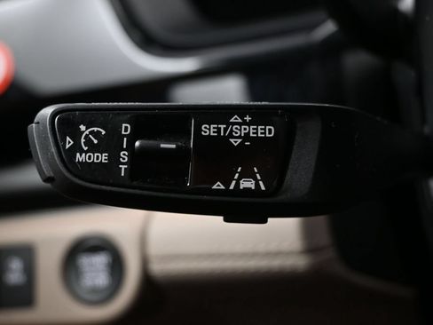 Certified 2024 Porsche Panamera image 24