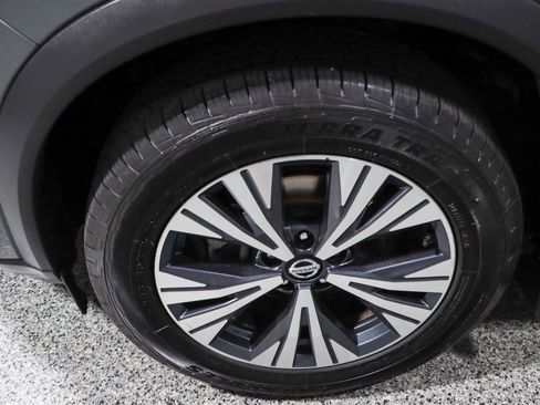 Used 2021 Nissan Rogue SV AWD/4WD image 11