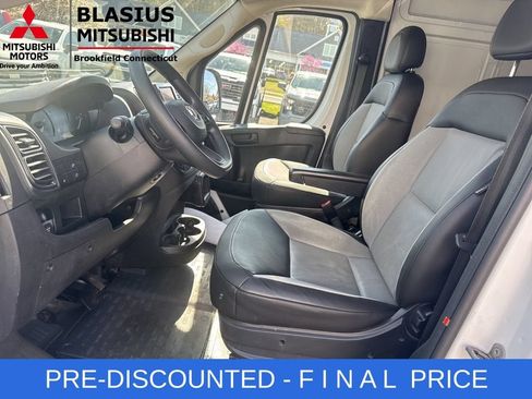 Used 2025 RAM ProMaster 3500 w/ Convenience Group FWD image 22