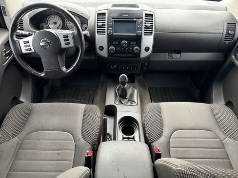 Used 2016 Nissan Frontier PRO-4X image 16