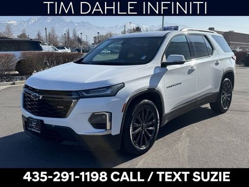 Used 2023 Chevrolet Traverse RS image 5
