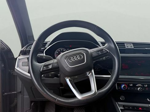 Used 2020 Audi Q3 2.0T Premium Plus w/ Premium Plus Package AWD/4WD image 12