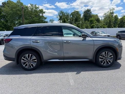 Certified 2026 INFINITI QX60 Luxe w/ Cargo Package AWD/4WD image 8