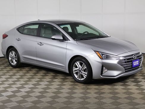Used 2020 Hyundai Elantra SEL FWD image 2