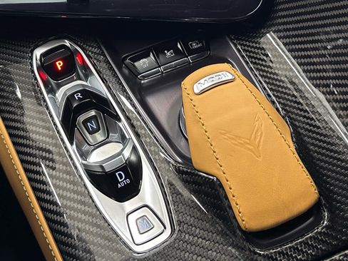 Used 2023 Chevrolet Corvette Z06 RWD image 32