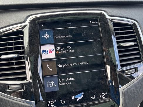 Used 2022 Volvo XC90 T6 Momentum w/ Advanced Package image 19