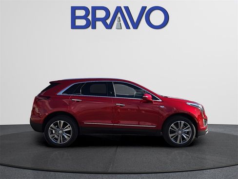 New 2025 Cadillac XT5 Premium Luxury w/ Technology Package image 3
