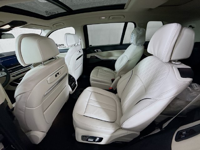 Used 2026 BMW X7 xDrive40i AWD/4WD image 25