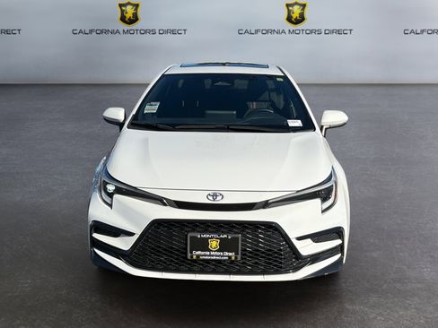 Used 2024 Toyota Corolla SE w/ SE Premium Package image 8